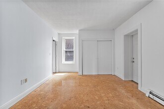 151 W Sixth St in Boston, MA - Building Photo - Building Photo