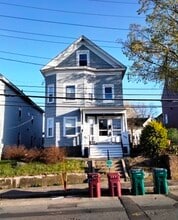 792 Broadway St in Lowell, MA - Building Photo - Building Photo