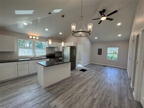513 Orange St in Auburndale, FL - Building Photo - Building Photo