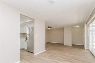 5127 Reseda Dr in New Port Richey, FL - Building Photo - Building Photo