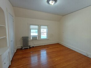 292 Wilder St in Lowell, MA - Building Photo - Building Photo