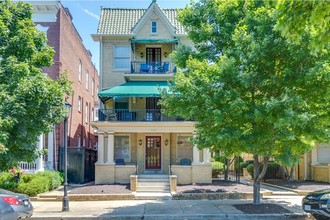 Countess Court Apartments in Richmond, VA - Building Photo - Building Photo