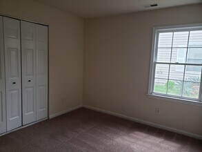 1051 Commonwealth Pl in Virginia Beach, VA - Building Photo - Building Photo