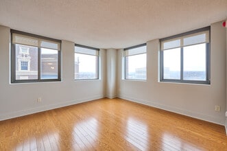 Symphony Place in Syracuse, NY - Foto de edificio - Interior Photo