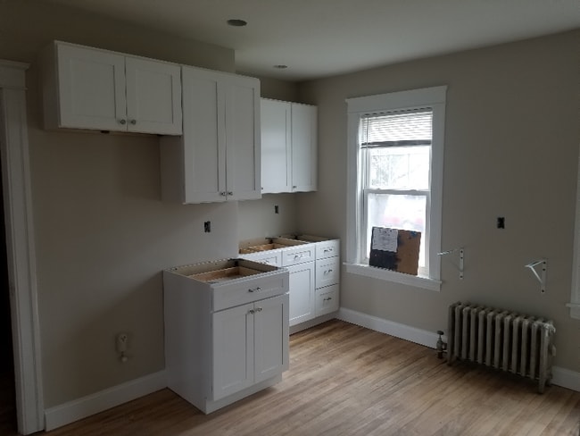 352 Chandler St, Unit 1 in Worcester, MA - Building Photo - Building Photo