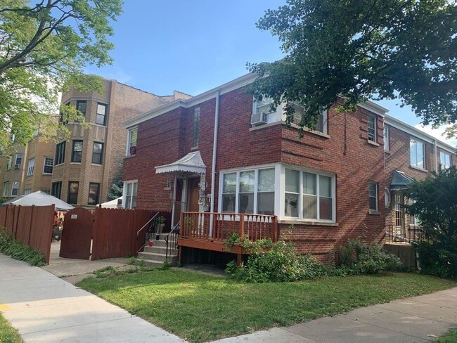 6154 N Rockwell St in Chicago, IL - Building Photo - Building Photo