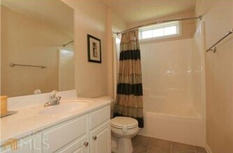 5616 Lancashire Ln in Cumming, GA - Building Photo - Building Photo