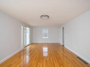 20 Eugene Way in Weymouth, MA - Building Photo - Building Photo