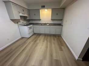 9221 W Gary Rd in Peoria, AZ - Building Photo - Building Photo