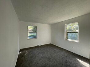 3222 Woodward St in Erlanger, KY - Foto de edificio - Building Photo