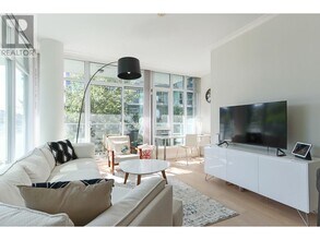185-185 Victory Ship Way in North Vancouver, BC - Building Photo - Building Photo