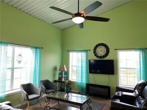 9 Parker Rd in Santa Rosa, TX - Building Photo - Building Photo