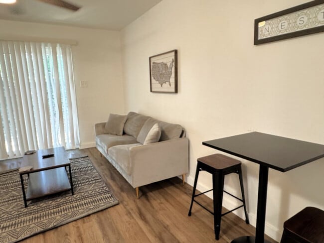 624 S Cedar St, Unit SI ID1296538P in Little Rock, AR - Building Photo - Building Photo