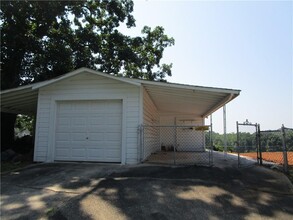 3673 Browns Bridge Rd in Gainesville, GA - Building Photo - Building Photo