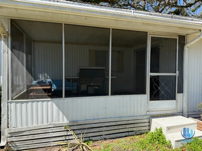 37814 W Daughtery Rd in Zephyrhills, FL - Building Photo - Building Photo