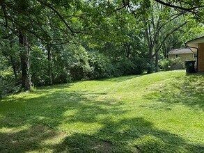 3945 Sloping Dr in Bellbrook, OH - Foto de edificio - Building Photo
