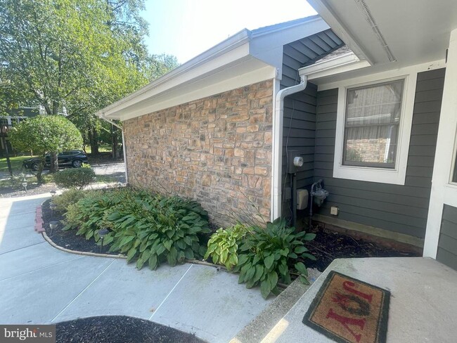 property at 24 Ginger Ct