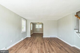 817 Colwell Rd in Swarthmore, PA - Building Photo - Building Photo