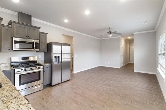 400 Barbet Dr in Centerton, AR - Building Photo - Building Photo