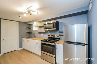 1310 Corona St in Denver, CO - Building Photo - Building Photo