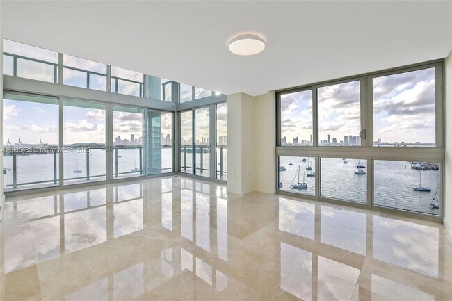1500 Bay Rd, Unit N-0915 in Miami Beach, FL - Building Photo - Building Photo