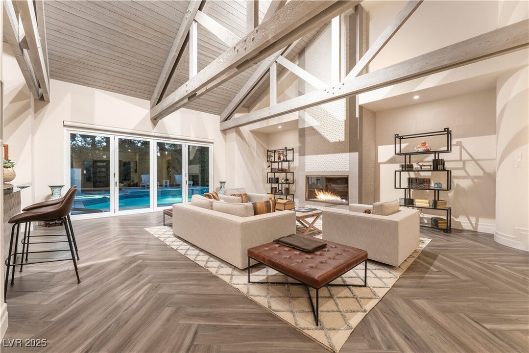 10 Wild Dunes Ct in Las Vegas, NV - Building Photo