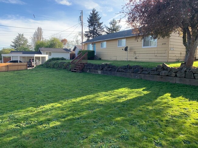 2737 Hefner Ave in Bremerton, WA - Building Photo - Building Photo