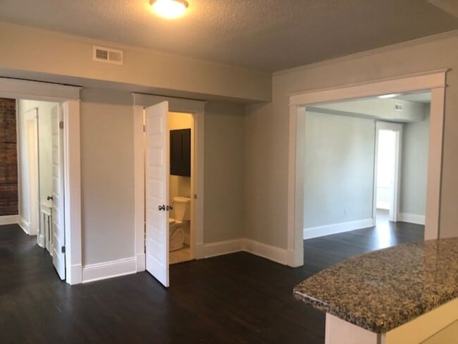 3511 Omohundro Ave in Norfolk, VA - Foto de edificio - Building Photo