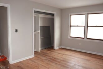 66 Winant Ave in Ridgefield Park, NJ - Building Photo - Building Photo