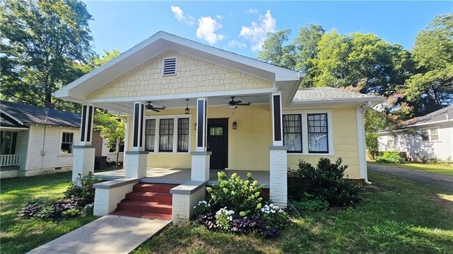 property at 315 West Ave