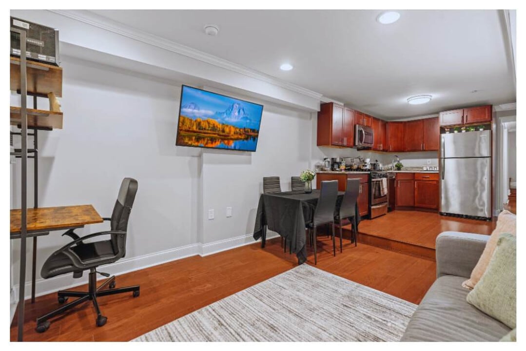 606 S 2nd St in Philadelphia, PA - Building Photo