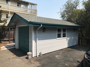 655 Middle Rd in Belmont, CA - Building Photo - Building Photo