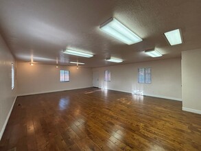 75 E 800 S in Ivins, UT - Foto de edificio - Building Photo
