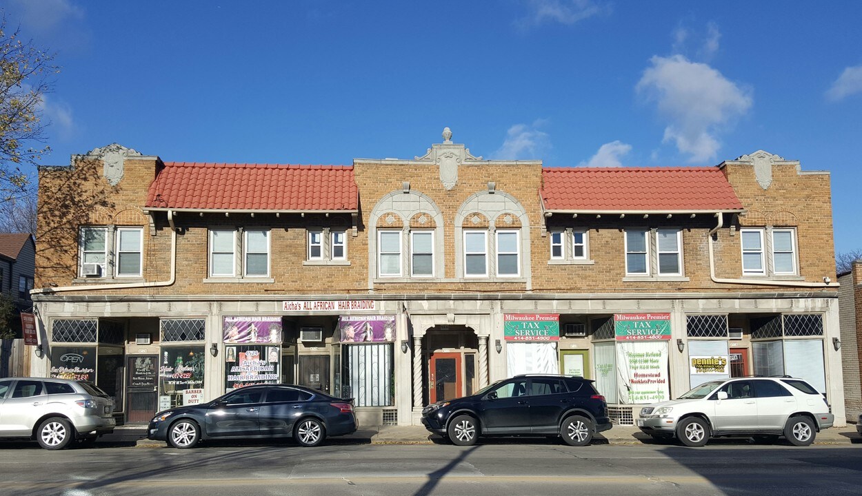 4518-4526 W Burleigh St in Milwaukee, WI - Building Photo