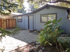 301 Monroe St in Napa, CA - Building Photo