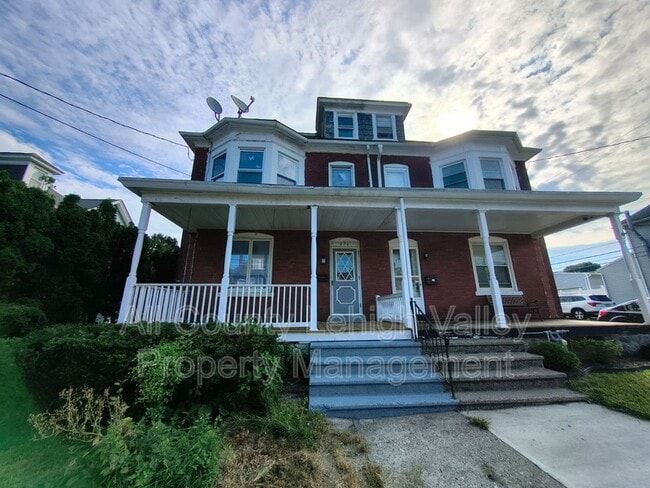 property at 634 Seitz St