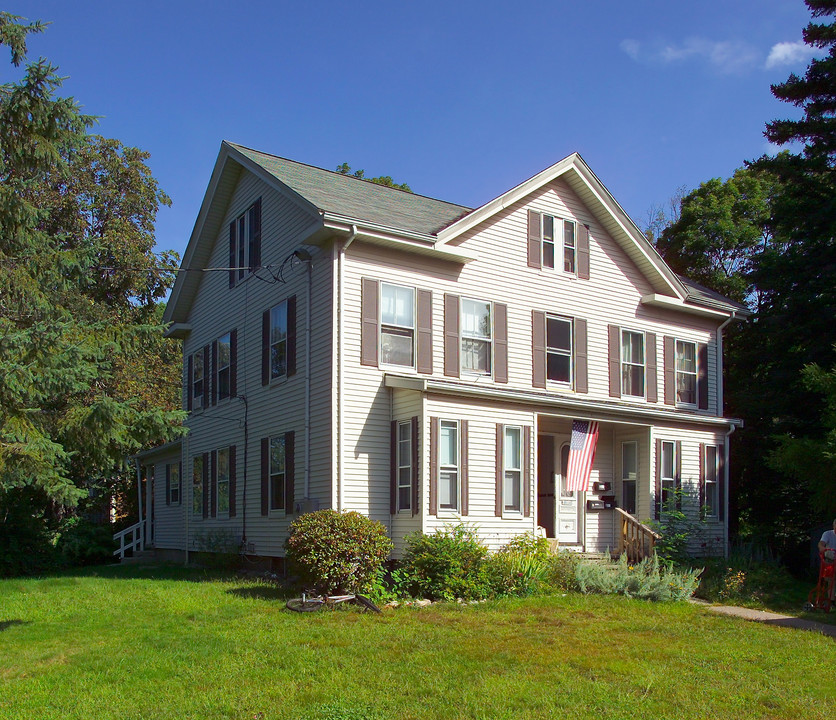 31-33 Rockhill St in Foxboro, MA - Building Photo