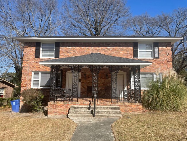426 Saluda Ave in Columbia, SC - Foto de edificio - Building Photo