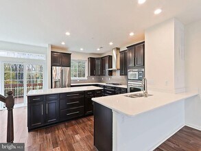 523 Chestnut Ct in Langhorne, PA - Building Photo - Building Photo