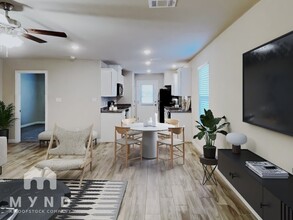 752 Rolling Terrace Cir in Granbury, TX - Building Photo - Building Photo