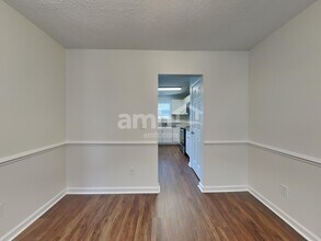 510 Fairview Lake Way in Simpsonville, SC - Building Photo - Building Photo