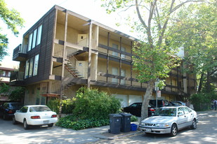 2699 Derby St Apartments