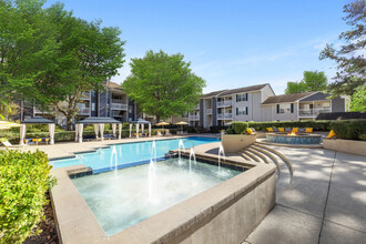 Chase Arbor in Virginia Beach, VA - Foto de edificio - Building Photo