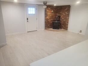 3349 Gordon Dr in Kelowna, BC - Building Photo - Building Photo