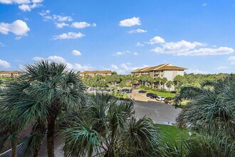 2601 Marina Isle Way, Unit 4020 in Jupiter, FL - Building Photo - Building Photo