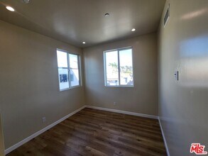 2726 Cochran Ave in Los Angeles, CA - Building Photo - Building Photo