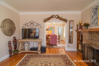 7741 S Chappel Ave in Chicago, IL - Building Photo - Building Photo