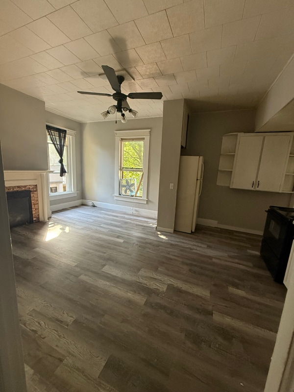 315 S 4th St