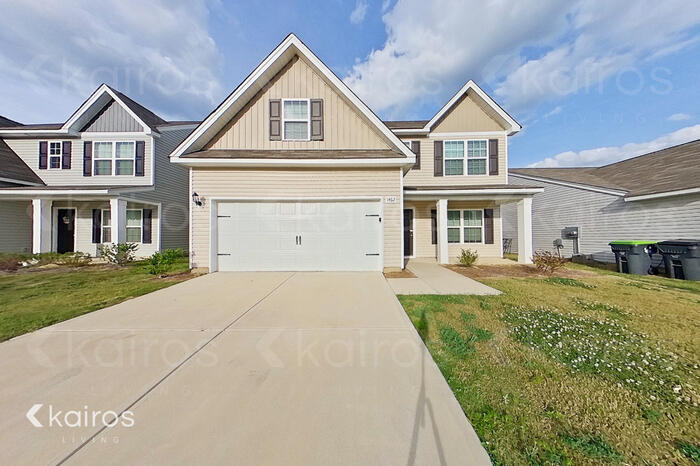 1462 Native Gdn Rd in Gilbert, SC - Building Photo