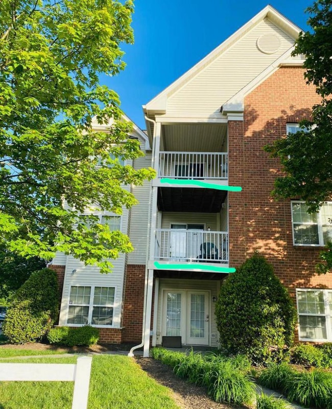 3712 Excalibur Ct, Unit 201 in Bowie, MD - Building Photo - Building Photo